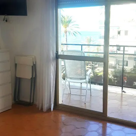 Estudio De Ensueno A Pie De Playa En En El Skol * Marbella