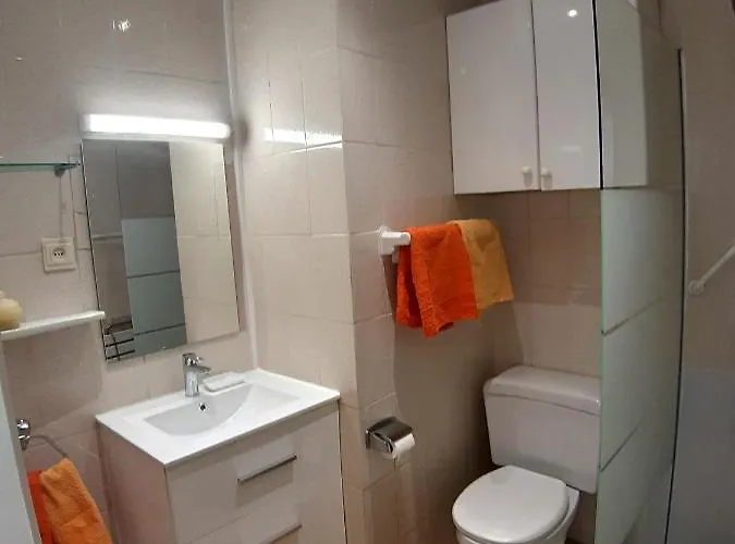 Appartamento Estudio De Ensueno A Pie De Playa En En El Skol Marbella