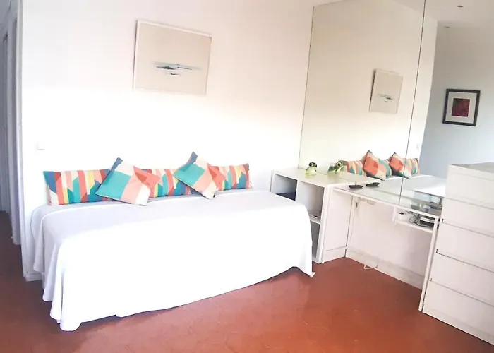 Estudio De Ensueno A Pie De Playa En En El Skol * Marbella