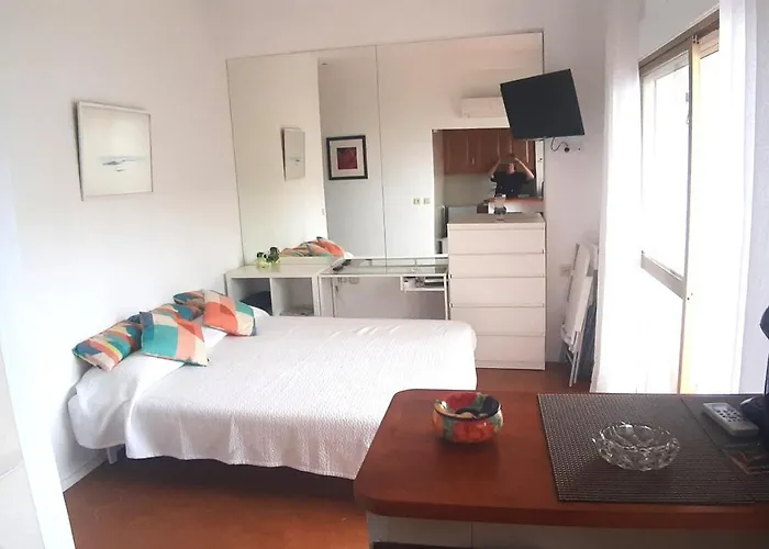 Estudio De Ensueno A Pie De Playa En En El Skol