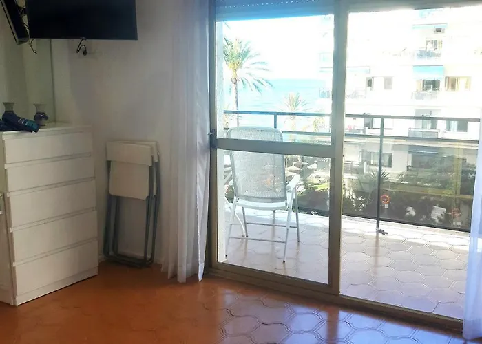 Estudio De Ensueno A Pie De Playa En En El Skol * ماربيا