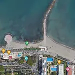 Estudio De Ensueno A Pie De Playa En En El Skol
